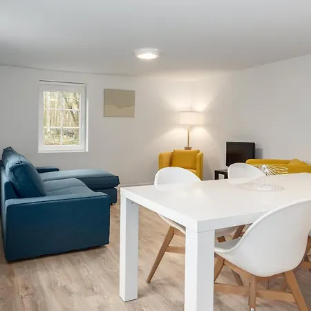 Houtsaegertje بيت للعطل