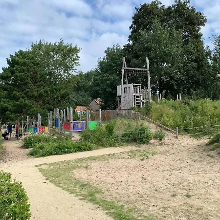 Houtsaegertje دي بان